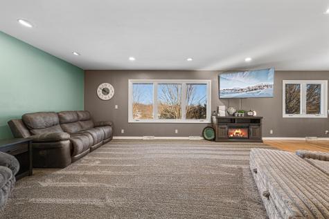 14159 Summit Lane Waseca MN 56093