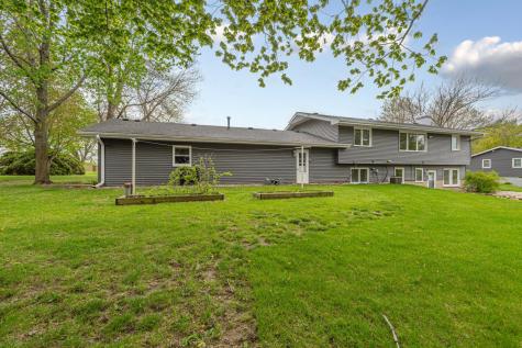 14159 Summit Lane Waseca MN 56093