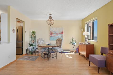 78 10th Street E Saint Paul MN 55101