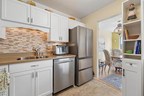 78 10th Street E Saint Paul MN 55101