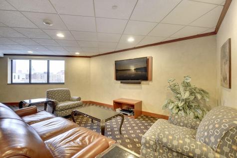 78 10th Street E Saint Paul MN 55101