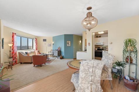 78 10th Street E Saint Paul MN 55101