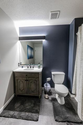 1156 42nd Avenue W West Fargo ND 58078