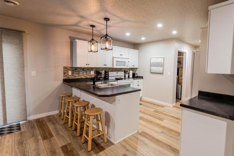 1156 42nd Avenue W West Fargo ND 58078
