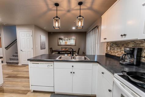 1156 42nd Avenue W West Fargo ND 58078