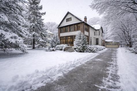 911 8th Street S Fargo ND 58103