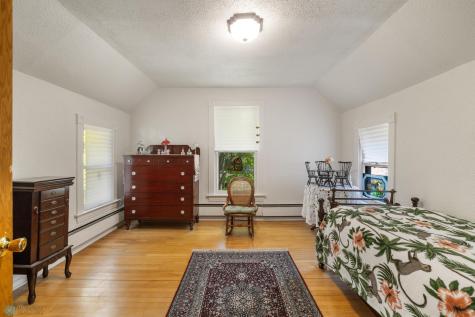 911 8th Street S Fargo ND 58103