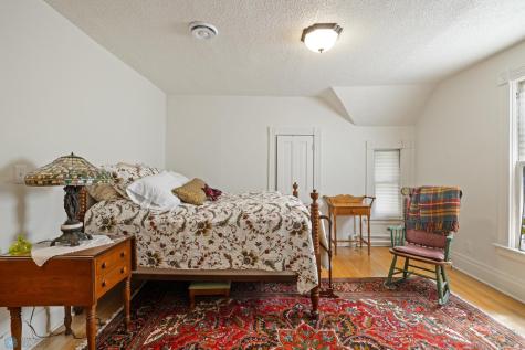 911 8th Street S Fargo ND 58103