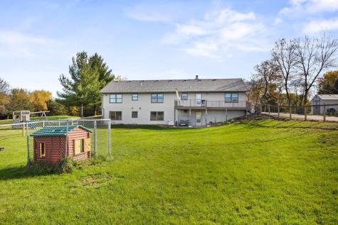 2195 Cameron Avenue SE Buffalo MN 55313