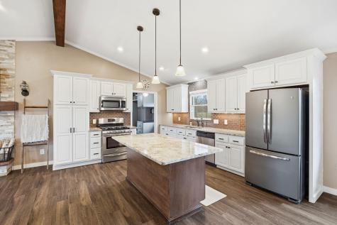 2195 Cameron Avenue SE Buffalo MN 55313