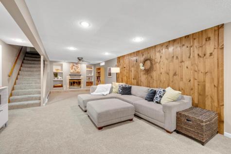 683 Tanglewood Drive Shoreview MN 55126