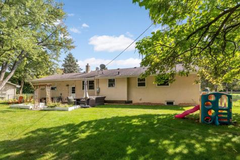 683 Tanglewood Drive Shoreview MN 55126