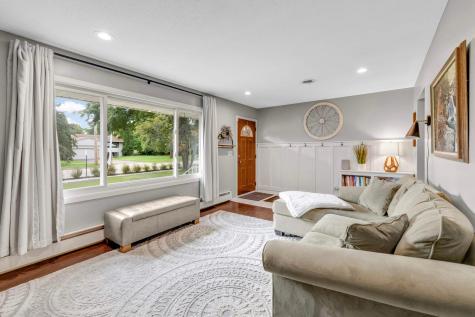 683 Tanglewood Drive Shoreview MN 55126