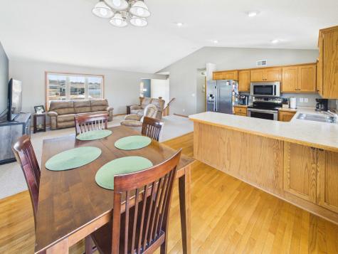24605 140th Street NW Zimmerman MN 55398