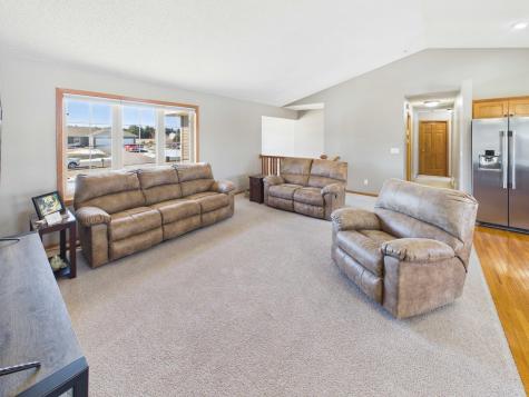 24605 140th Street NW Zimmerman MN 55398