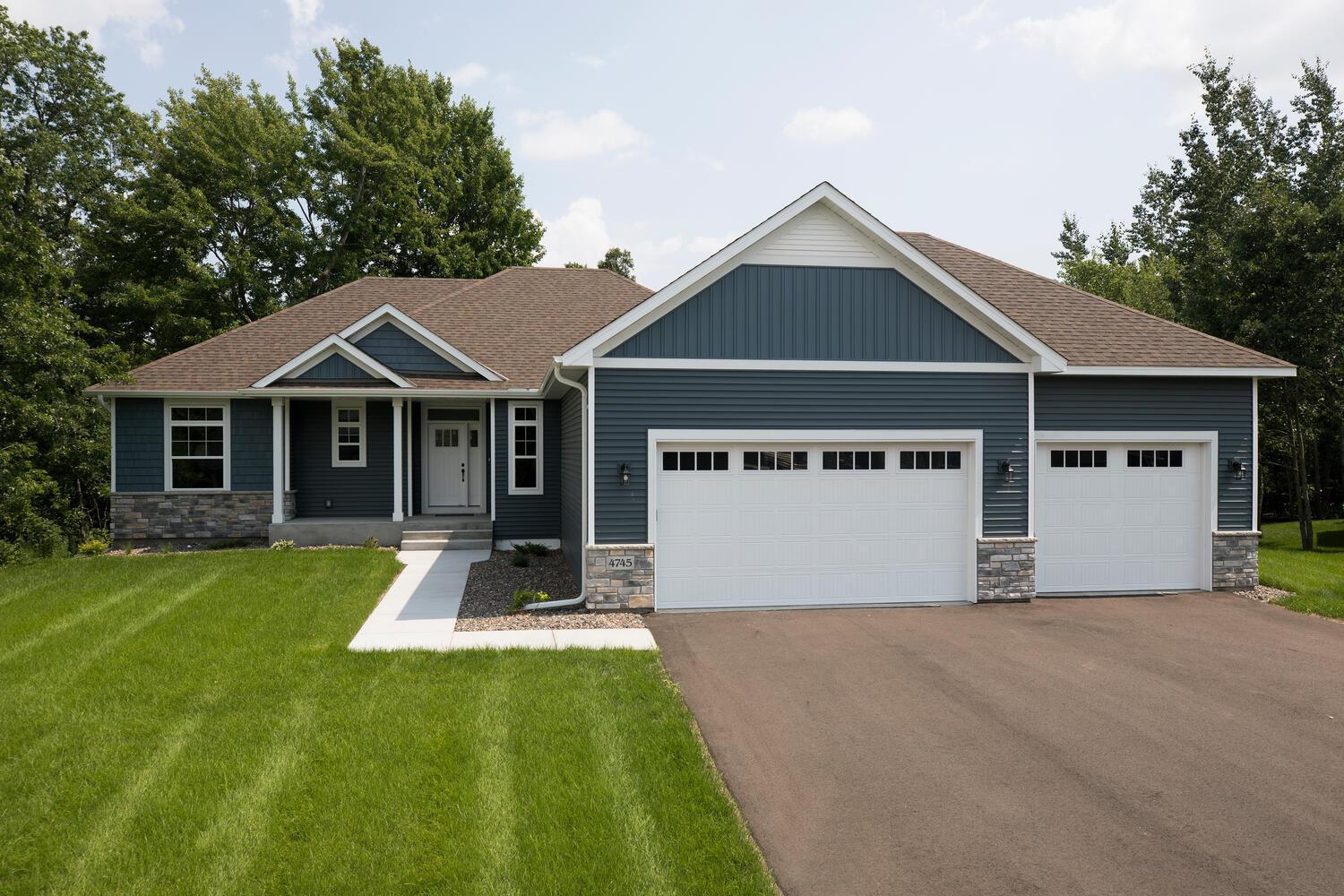 22752 Raven Street NW Oak Grove MN 55005