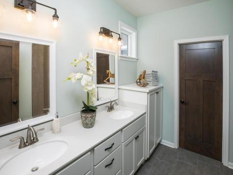 22752 Raven Street NW Oak Grove MN 55005