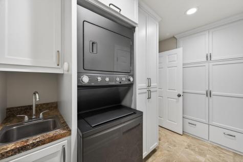 10803 57th Avenue N Plymouth MN 55442