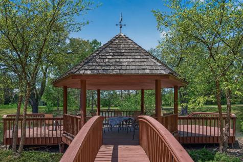 10803 57th Avenue N Plymouth MN 55442