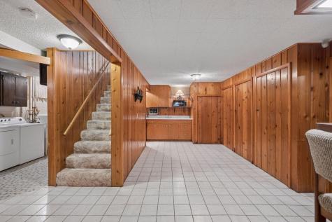 5526 Unity Avenue N Crystal MN 55429