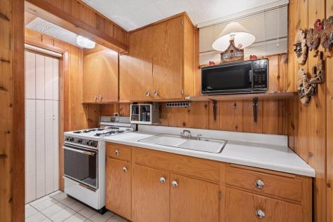 5526 Unity Avenue N Crystal MN 55429