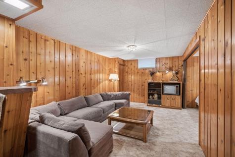 5526 Unity Avenue N Crystal MN 55429