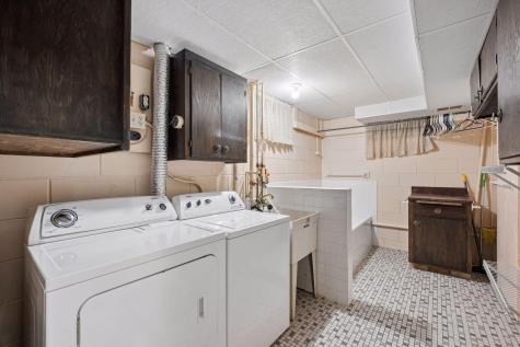 5526 Unity Avenue N Crystal MN 55429
