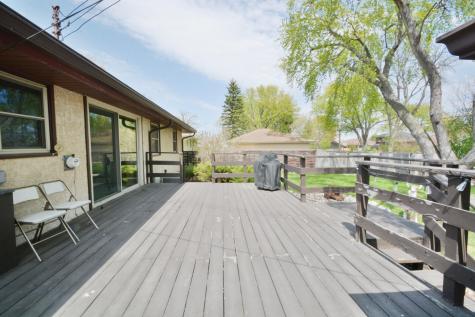 5526 Unity Avenue N Crystal MN 55429