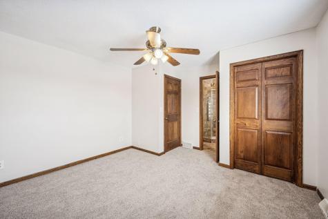 7050 Pioneer Trail Greenfield MN 55357