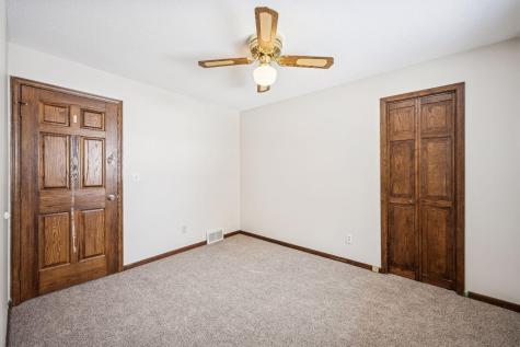 7050 Pioneer Trail Greenfield MN 55357