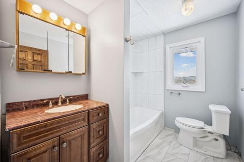 7050 Pioneer Trail Greenfield MN 55357