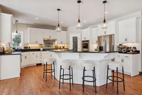 6641 Normandale Road Edina MN 55435