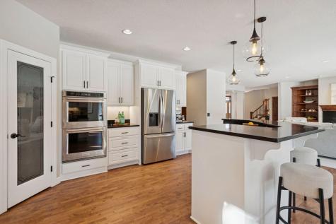 6641 Normandale Road Edina MN 55435