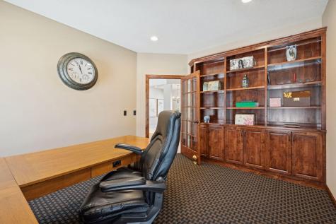 6641 Normandale Road Edina MN 55435
