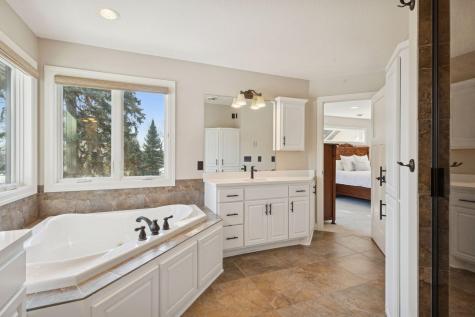 6641 Normandale Road Edina MN 55435