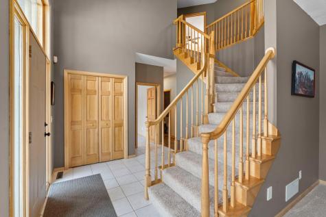 447 Theis Drive Shakopee MN 55379
