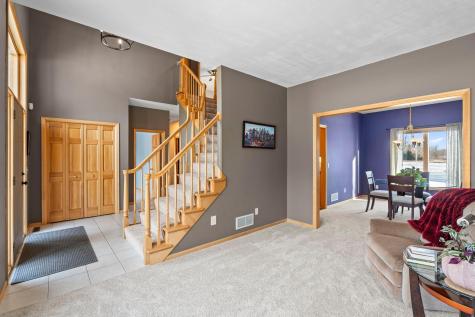 447 Theis Drive Shakopee MN 55379