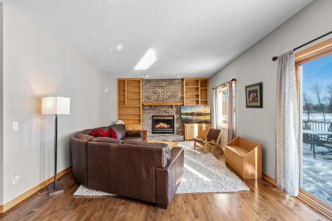 447 Theis Drive Shakopee MN 55379