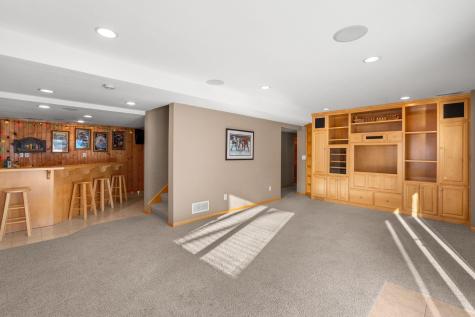 447 Theis Drive Shakopee MN 55379