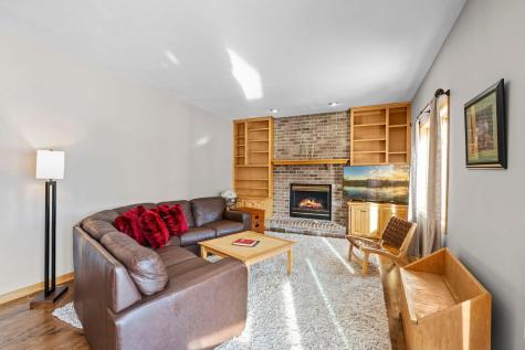 447 Theis Drive Shakopee MN 55379