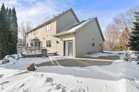 447 Theis Drive Shakopee MN 55379