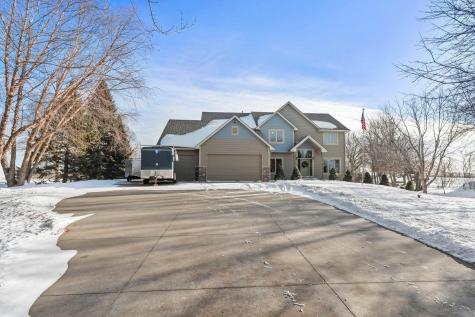 447 Theis Drive Shakopee MN 55379