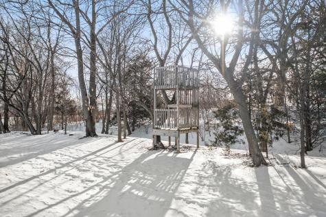 447 Theis Drive Shakopee MN 55379