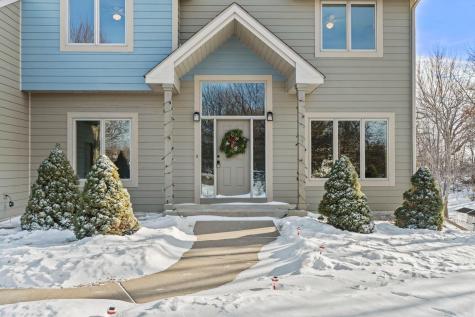 447 Theis Drive Shakopee MN 55379
