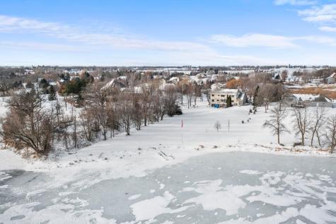 447 Theis Drive Shakopee MN 55379
