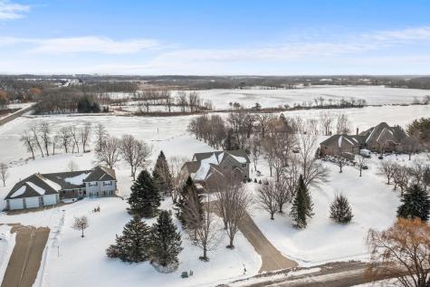 447 Theis Drive Shakopee MN 55379