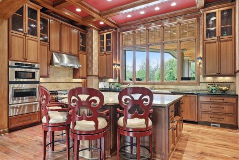 270 North Shore Drive W Mound MN 55364