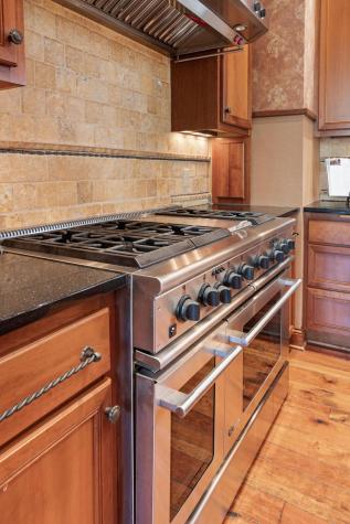 270 North Shore Drive W Mound MN 55364