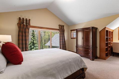 270 North Shore Drive W Mound MN 55364