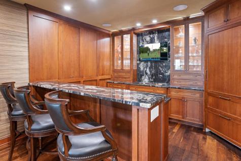 270 North Shore Drive W Mound MN 55364